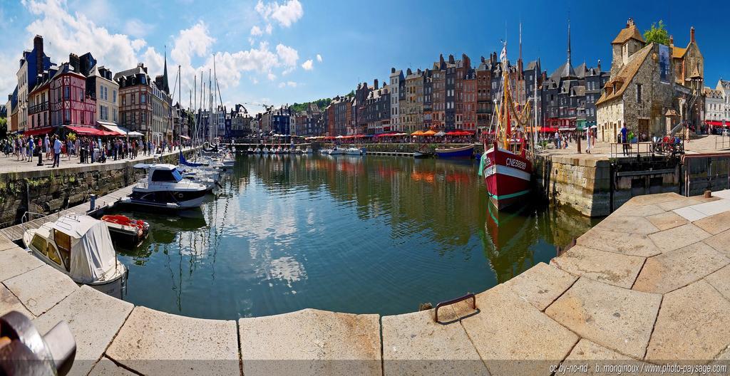 Le Central Honfleur Kültér fotó